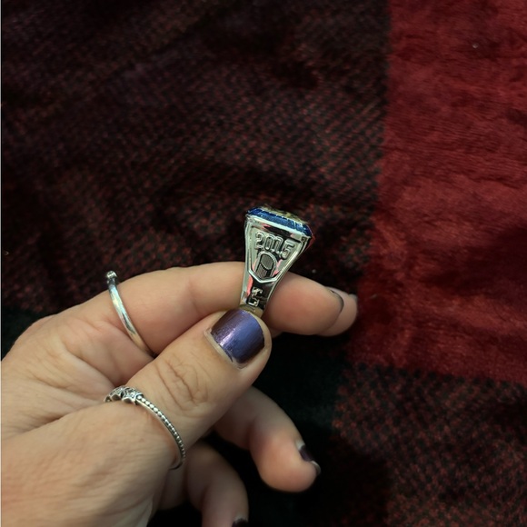 KC Royals MLB Championship Ring - Picture 2 of 3